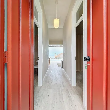 The Boat House Sea Front And Private Pool Villa