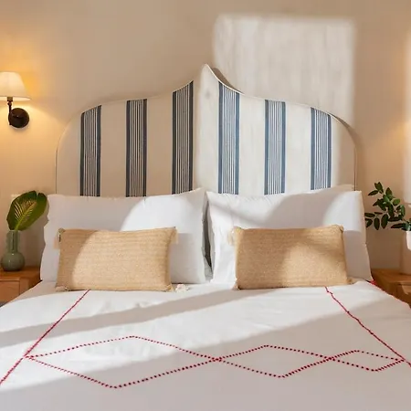 Vila The Boat House Sea Front And Private Pool *