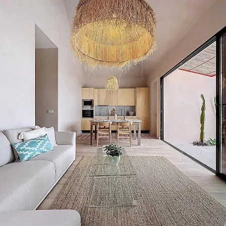 The Boat House Sea Front And Private Pool Vila