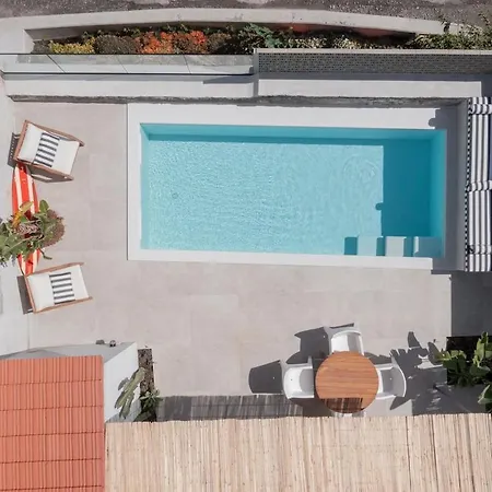 The Boat House Sea Front And Private Pool * Funchal (Madeira)